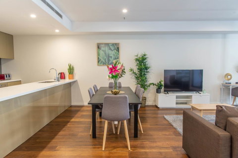 Sydney CBD Brand New Apartments With Hyde Park View - Sydneys Hotel 1