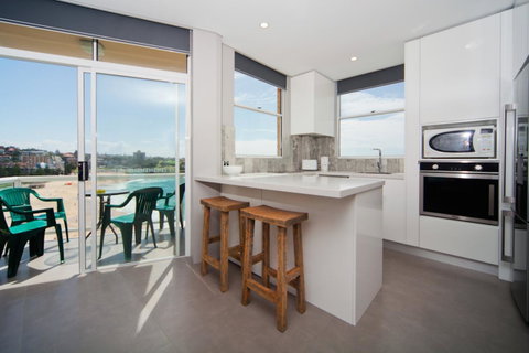 Gorgeous Coogee Views 2 Beds WT21 - Sydneys Hotel 3
