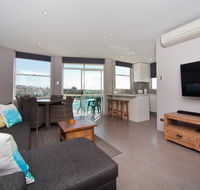 Gorgeous Coogee Views 2 beds WT21 - Sydneys Hotel
