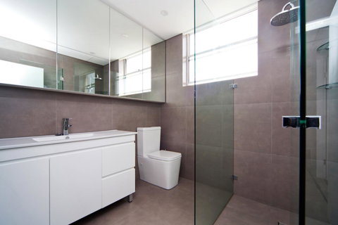 Gorgeous Coogee Views 2 Beds WT21 - Sydneys Hotel 11