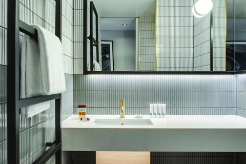 Vibe Hotel Sydney Darling Harbour - Sydneys Hotel 3