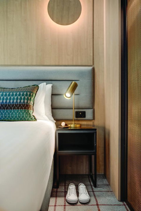Vibe Hotel Sydney Darling Harbour - Sydneys Hotel 1