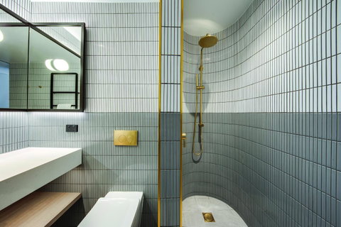 Vibe Hotel Sydney Darling Harbour - Sydneys Hotel 2