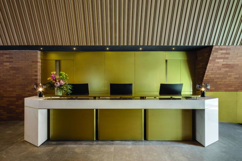 Vibe Hotel Sydney Darling Harbour - Sydneys Hotel 22