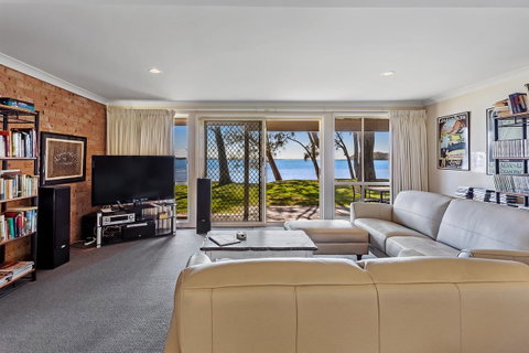 Foreshore Drive, 123, Sandranch - Sydneys Hotel 2