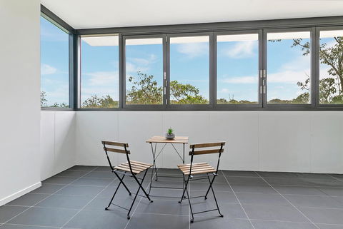 Stylish And Neat Two Bed Apartment In Wentworth Point - Sydneys Hotel 8