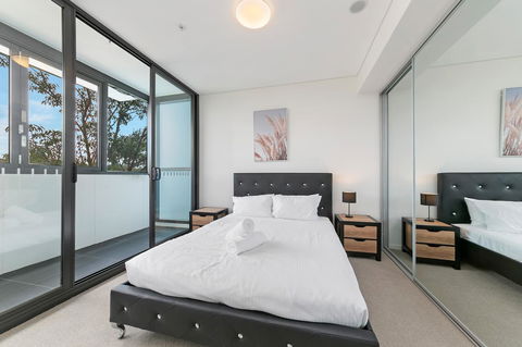 Stylish And Neat Two Bed Apartment In Wentworth Point - Sydneys Hotel 7