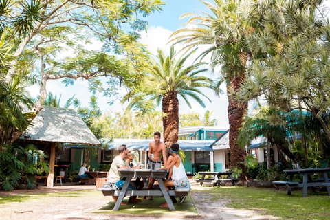 Wake Up! Byron Bay - Sydneys Hotel 16