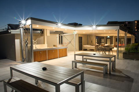 Studio 8 Residences - Adults Only - Sydneys Hotel 9