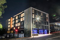 Book Ryde Accommodation Vacations Sydneys Hotel Sydneys Hotel