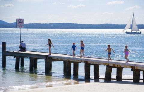 Marty's @ Little Beach - Sydneys Hotel 32