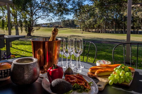 Horizons Retreat & Golf, Villa 133 - Sydneys Hotel 0