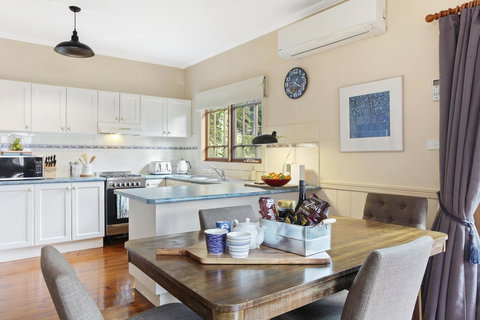 Allegra Cottage Of Leura - Sydneys Hotel 1