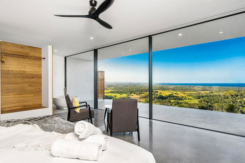 Sundays At Byron - Sydneys Hotel 32