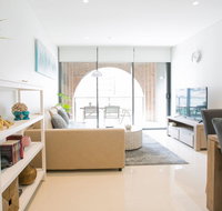 Newly settled three bedrooms apartment in CBD - Sydneys Hotel