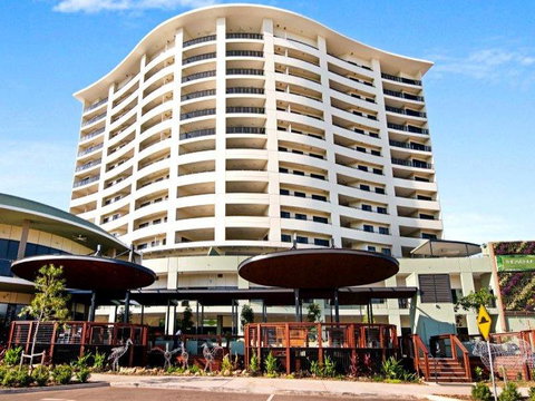 Nomikis\'On The Avenue - Sydneys Hotel 16
