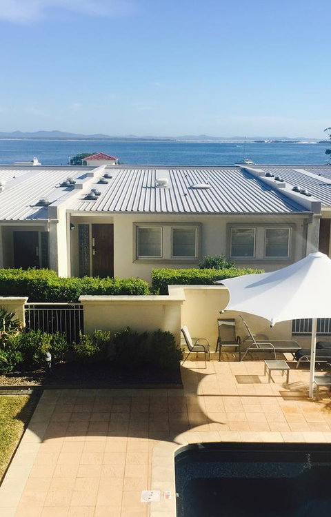 Seaspray Villa 5 - Sydneys Hotel 0