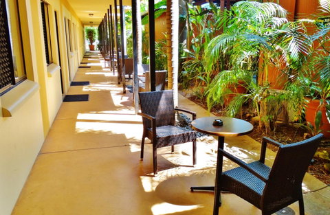 Palms City Resort - Sydneys Hotel 16