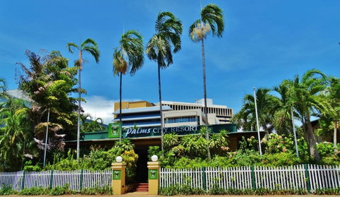 Palms City Resort - Sydneys Hotel 8