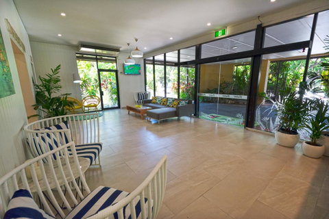 Palms City Resort - Sydneys Hotel 21