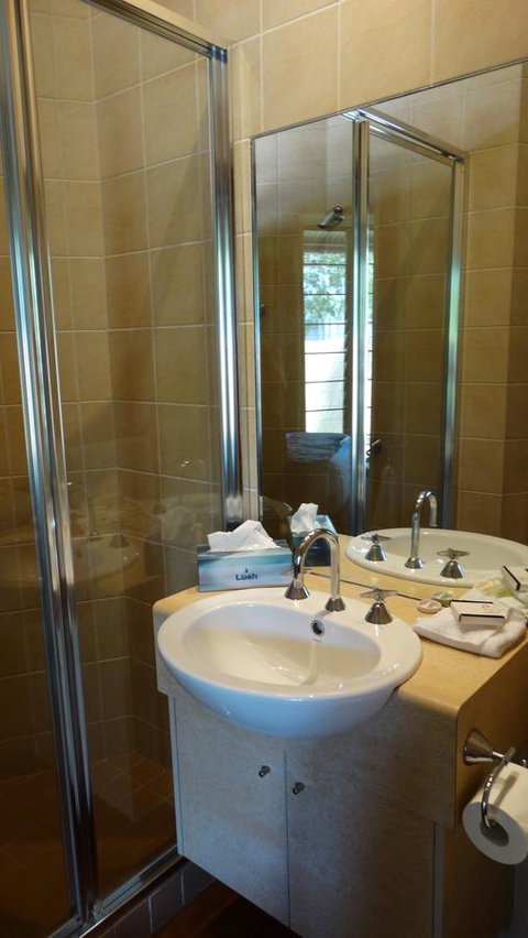 Palms City Resort - Sydneys Hotel 17