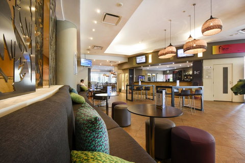 Mantra On The Esplanade - Sydneys Hotel 34