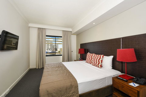 Mantra On The Esplanade - Sydneys Hotel 41