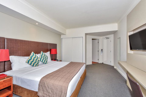 Mantra On The Esplanade - Sydneys Hotel 4