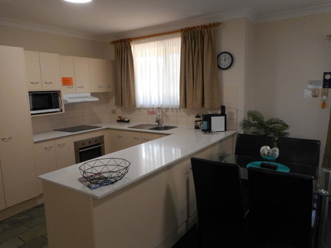 Beaches Serviced Apartments - Sydneys Hotel 26