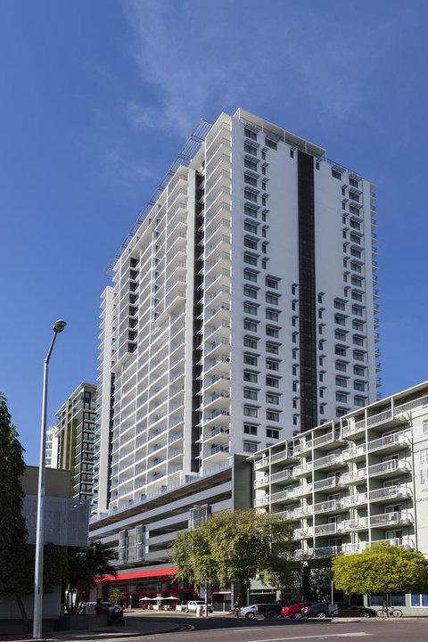 Oaks Darwin Elan Hotel - Sydneys Hotel 7