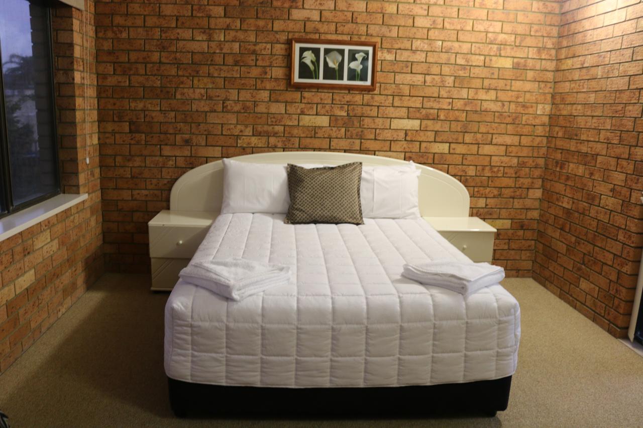 Booti Booti NSW Sydneys Hotel