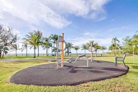 ZEN QUEST - The NOMADS PAD Near Nightcliff Markets & Sunset Foreshore - Sydneys Hotel 10