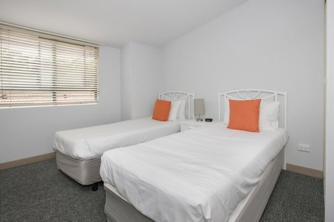 Nelson Bay Breeze - Sydneys Hotel 15