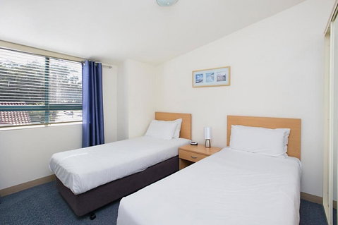 Nelson Bay Breeze - Sydneys Hotel 16