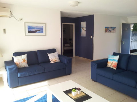 Nelson Bay Breeze - Sydneys Hotel 38