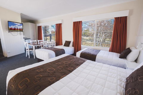 Boulevard Motel - Sydneys Hotel 0