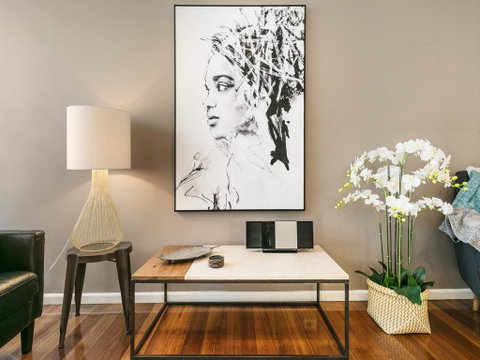 Boutique Stays - Sandy Breeze 3 - Sydneys Hotel 2
