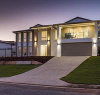 Brand New Executive Living - Sydneys Hotel