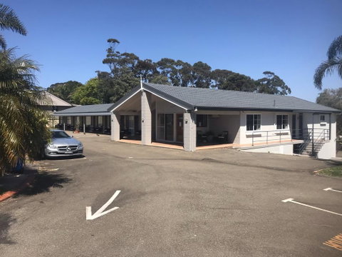 Breeze Inn - Sydneys Hotel 0