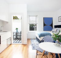 Bright and Beautiful Studio in Quiet Neighbourhood - Sydneys Hotel
