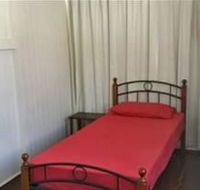Brisbane Budget Homestay - Sydneys Hotel