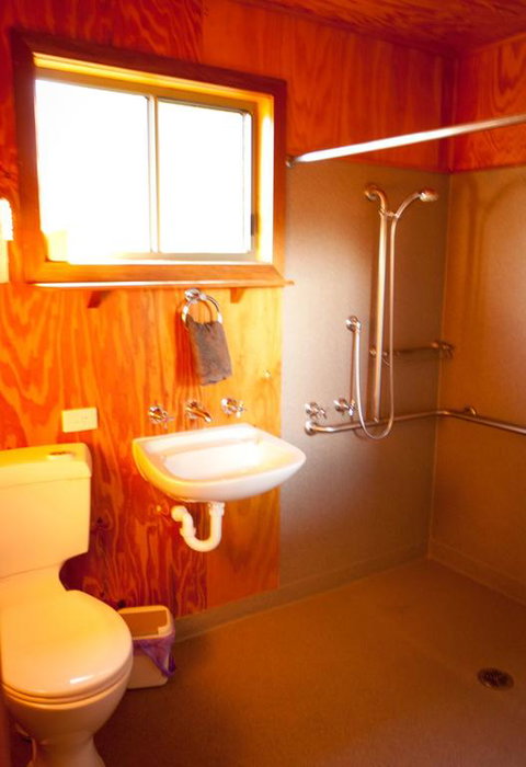 Brodribb River Rainforest Cabins - Cabin 2 - Sydneys Hotel 3