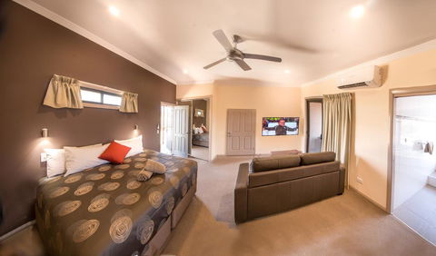 Broken Hill Outback Resort - Sydneys Hotel 0