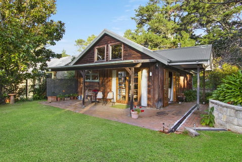 BROWNS COTTAGE - Sydneys Hotel 0