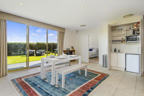 Bungan Beach House - Heated Indoor Pool - Sydneys Hotel 1