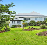 Bunya  Maleny Farm House - Sydneys Hotel
