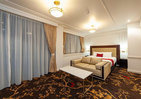 Burke And Wills Hotel Toowoomba - Sydneys Hotel 1
