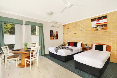 Caboolture Riverlakes Boutique Motel - Sydneys Hotel 3