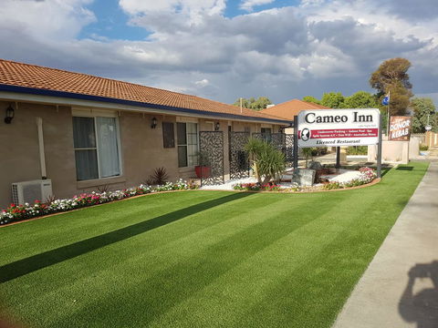 Cameo Inn Motel - Sydneys Hotel 0