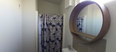 Capricorn Holiday Park - Sydneys Hotel 3